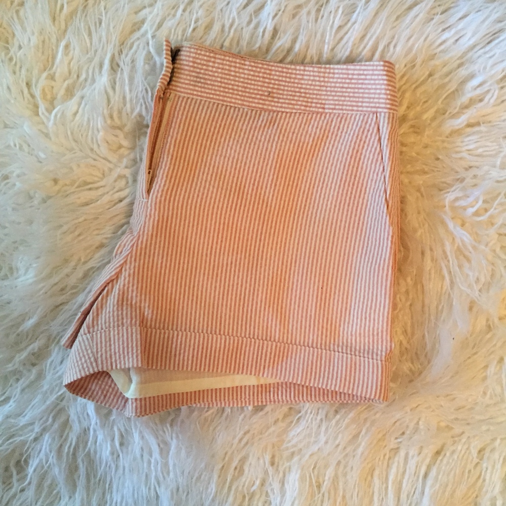 ⭐️BOGO Seersucker Shorts⭐️